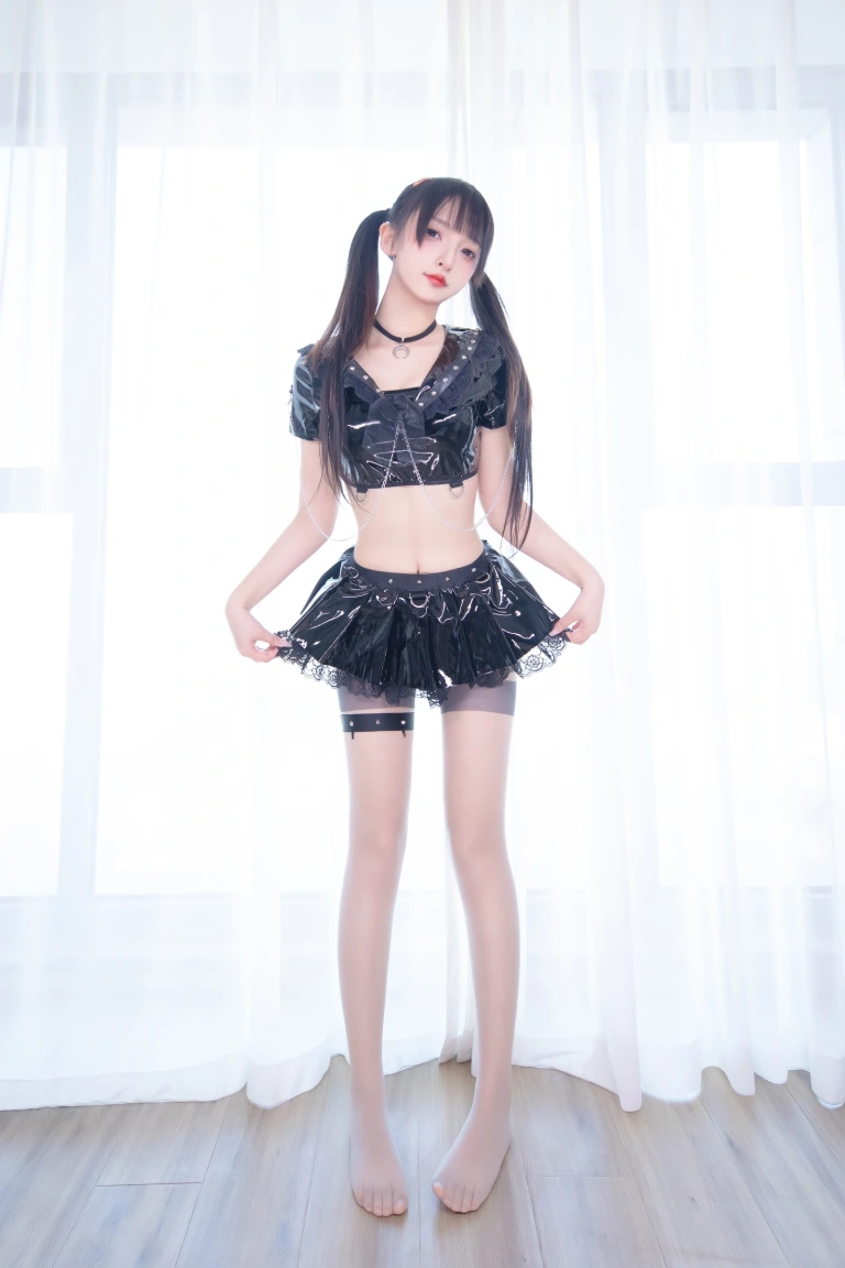 神楽坂真冬《第四季 序号16：《魔女の课后辅导》》写真图集 75P｜在线预览与图包下载