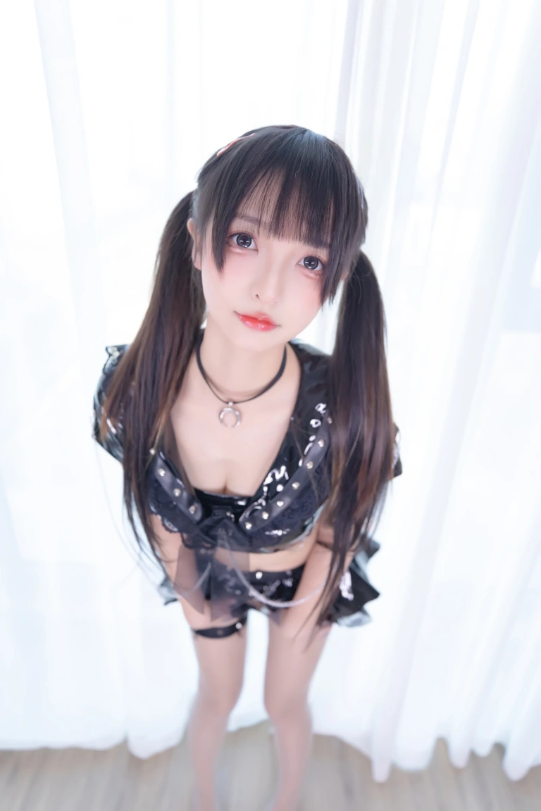 神楽坂真冬《第四季 序号16：《魔女の课后辅导》》写真图集 75P｜在线预览与图包下载