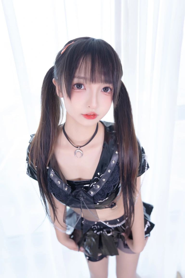 神楽坂真冬《第四季 序号16：《魔女の课后辅导》》写真图集 75P｜在线预览与图包下载