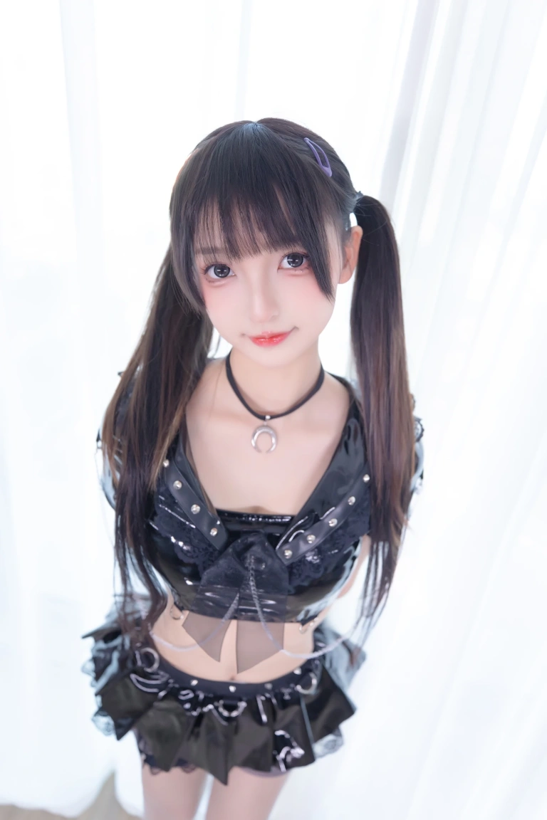 神楽坂真冬《第四季 序号16：《魔女の课后辅导》》写真图集 75P｜在线预览与图包下载