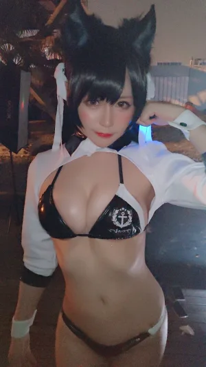 Nyako喵子《爱宕机车》写真图集 17P｜在线预览与图包下载