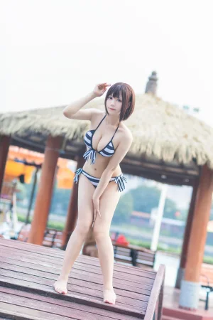 Nyako喵子《加藤惠泳装》写真图集 11P｜在线预览与图包下载