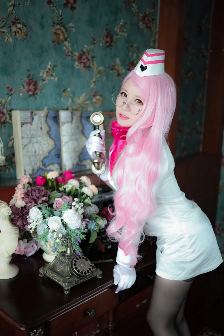 Nyako喵子《柯杨斯卡娅》写真图集 35P｜在线预览与图包下载