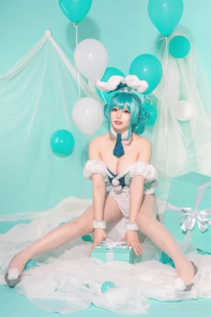 Nyako喵子《初音白兔》写真图集 41P｜在线预览与图包下载