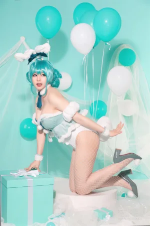 Nyako喵子《初音白兔》写真图集 41P｜在线预览与图包下载