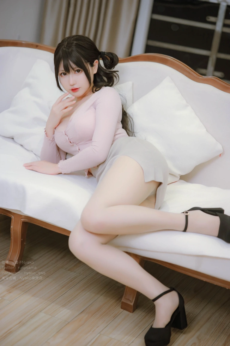 Nyako喵子《姐姐本》写真图集 306P+2V｜在线预览与图包下载