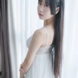 萌芽儿o0《白色私房》写真图集 44P｜在线预览与图包下载