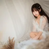 萌芽儿o0《毛绒内衣》写真图集 27P｜在线预览与图包下载