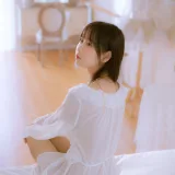 萌芽儿o0《金色套装》写真图集 70P｜在线预览与图包下载