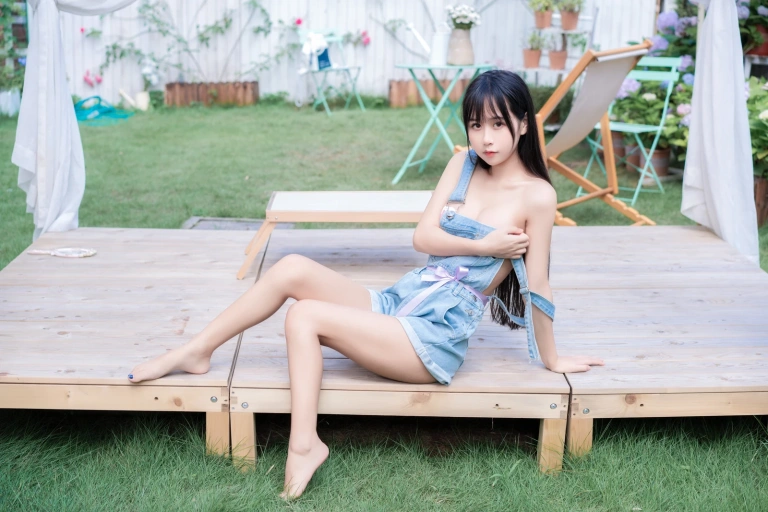 萌芽儿o0《西瓜与夏天》写真图集 33P｜在线预览与图包下载