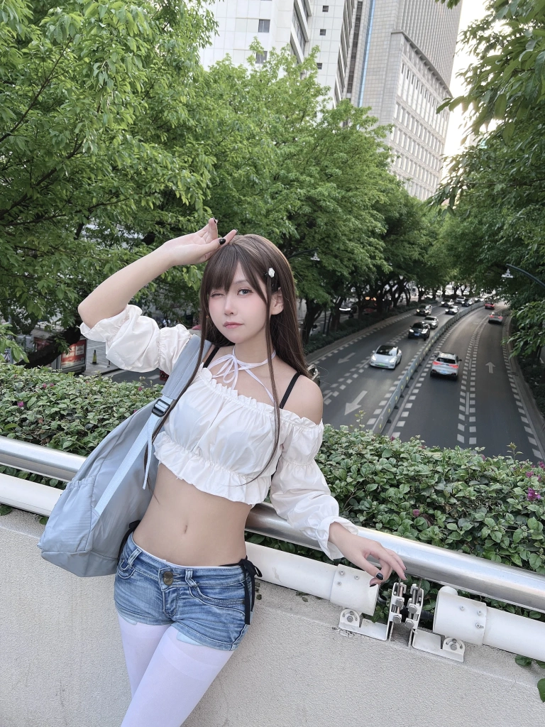 萌芽儿o0《邻家小恶魔》写真图集 47P+1V｜在线预览与图包下载