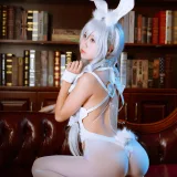萌芽儿o0《恶毒 白兔》写真图集 54P+3V｜在线预览与图包下载