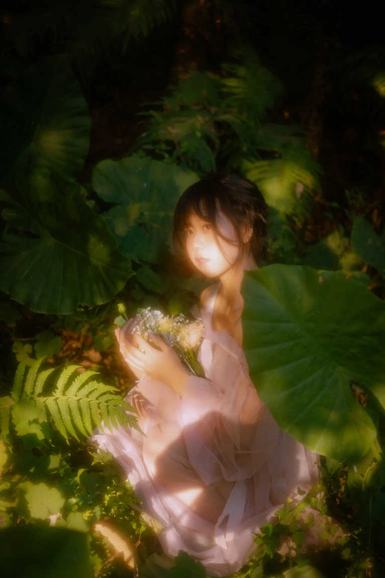 萌芽儿o0《林中少女》写真图集 30P｜在线预览与图包下载