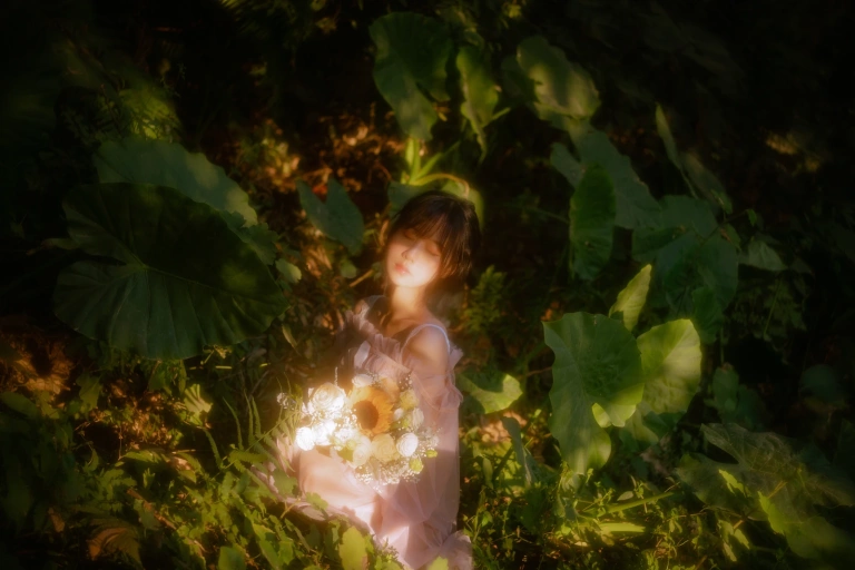 萌芽儿o0《林中少女》写真图集 30P｜在线预览与图包下载