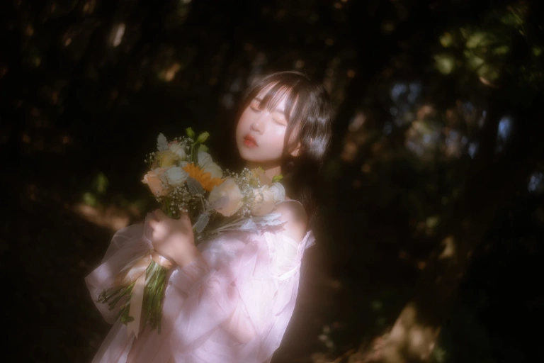 萌芽儿o0《林中少女》写真图集 30P｜在线预览与图包下载