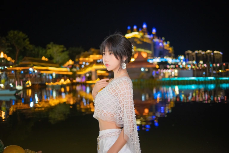 萌芽儿o0《西双版纳【傣服 银】》写真图集 17P｜在线预览与图包下载