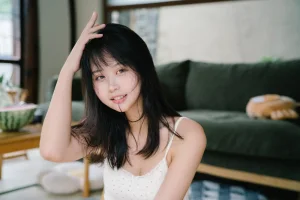 萌芽儿o0《夏天的尾巴》写真图集 45P｜在线预览与图包下载