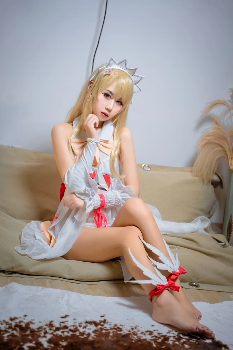 萌芽儿o0《伊莉雅天使》写真图集 19P｜在线预览与图包下载
