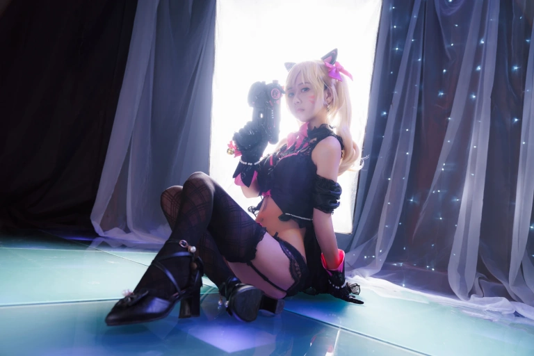 萌芽儿o0《dva黑猫》写真图集 18P｜在线预览与图包下载