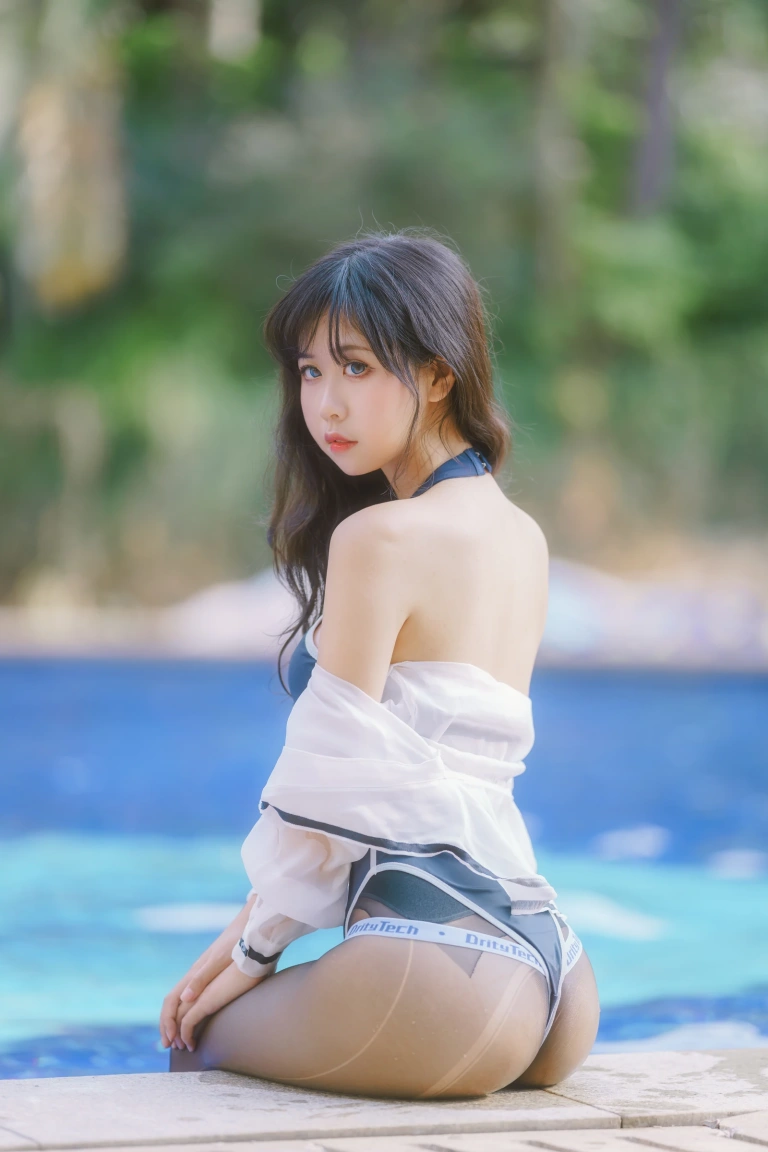 萌芽儿o0《竞泳 得体社》写真图集 17P｜在线预览与图包下载
