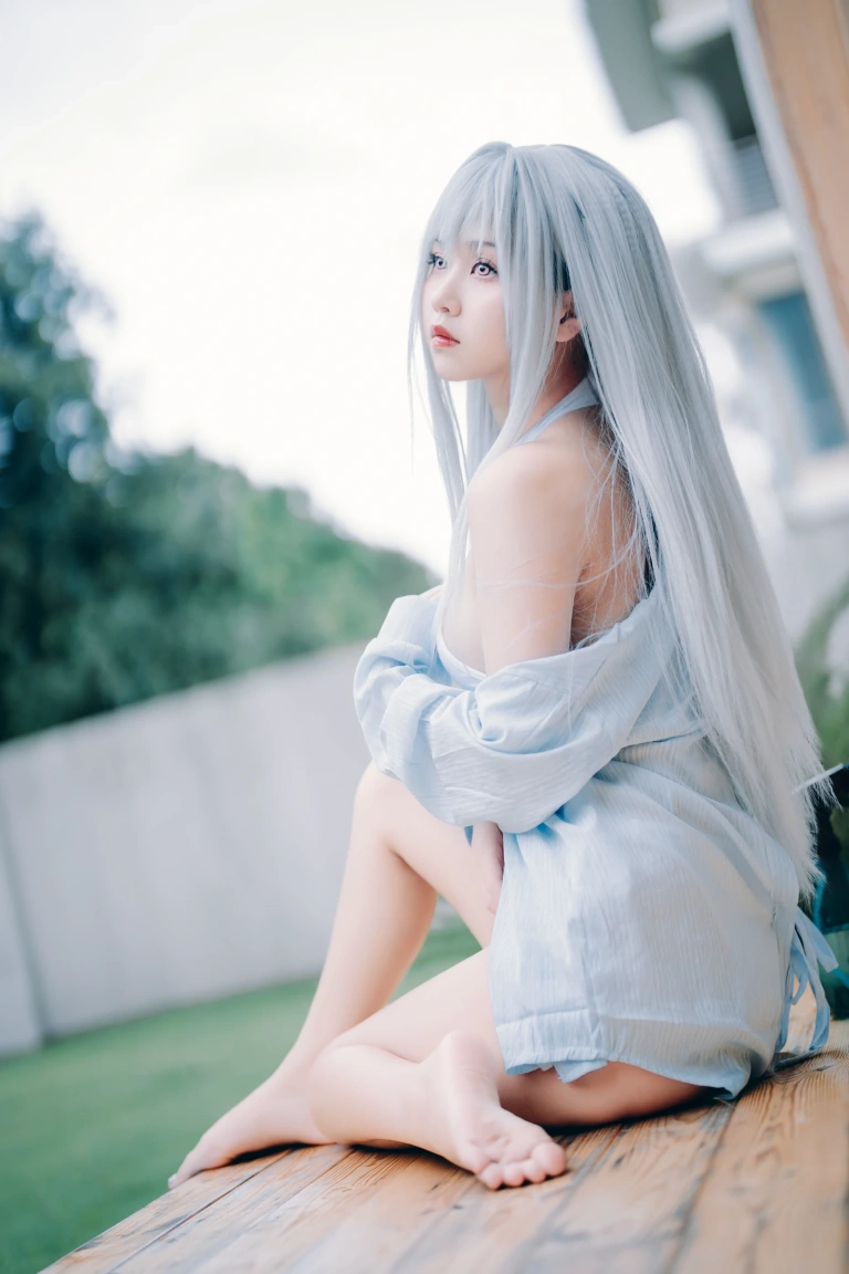 萌芽儿o0《白泳装》写真图集 25P｜在线预览与图包下载