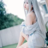 萌芽儿o0《白泳装》写真图集 25P｜在线预览与图包下载