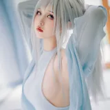 萌芽儿o0《白泳装》写真图集 25P｜在线预览与图包下载
