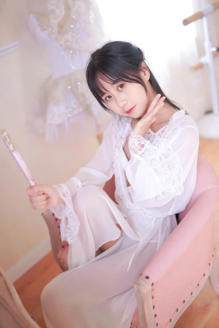 萌芽儿o0《白茶清欢》写真图集 22P｜在线预览与图包下载