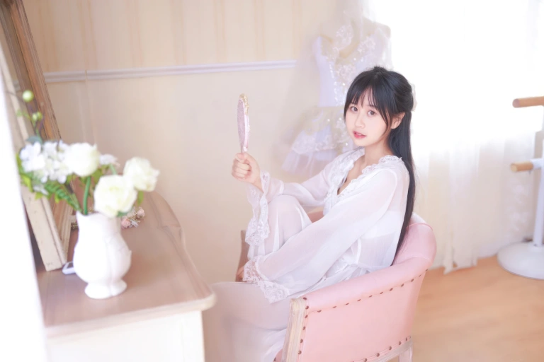 萌芽儿o0《白茶清欢》写真图集 22P｜在线预览与图包下载