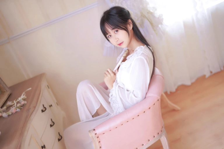萌芽儿o0《白茶清欢》写真图集 22P｜在线预览与图包下载