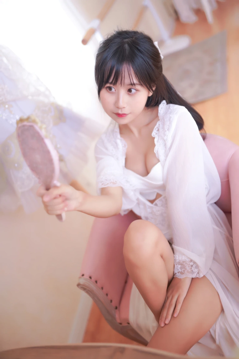 萌芽儿o0《白茶清欢》写真图集 22P｜在线预览与图包下载