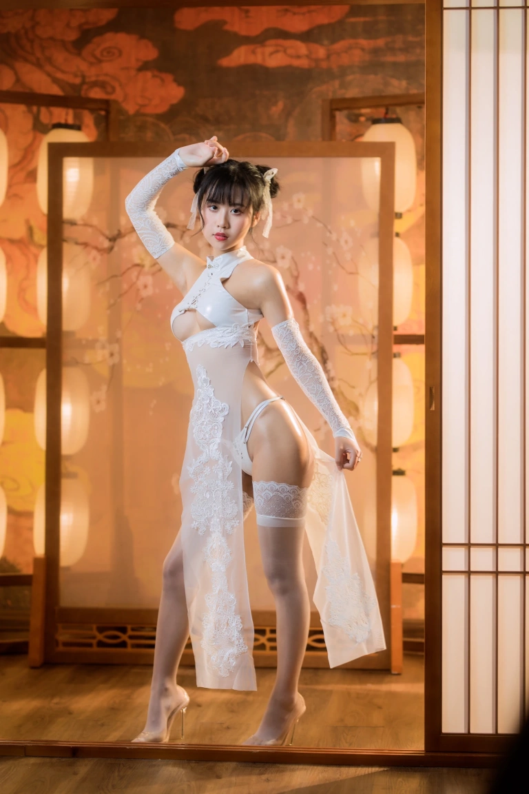 萌芽儿o0《靡烟》写真图集 30P｜在线预览与图包下载