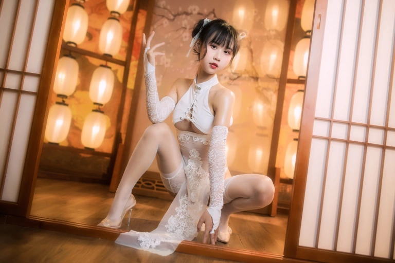 萌芽儿o0《靡烟》写真图集 30P｜在线预览与图包下载