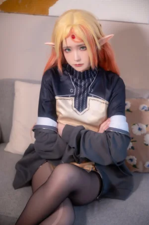 Quan冉有点饿《异世界舅妈》写真图集 110P｜在线预览与图包下载