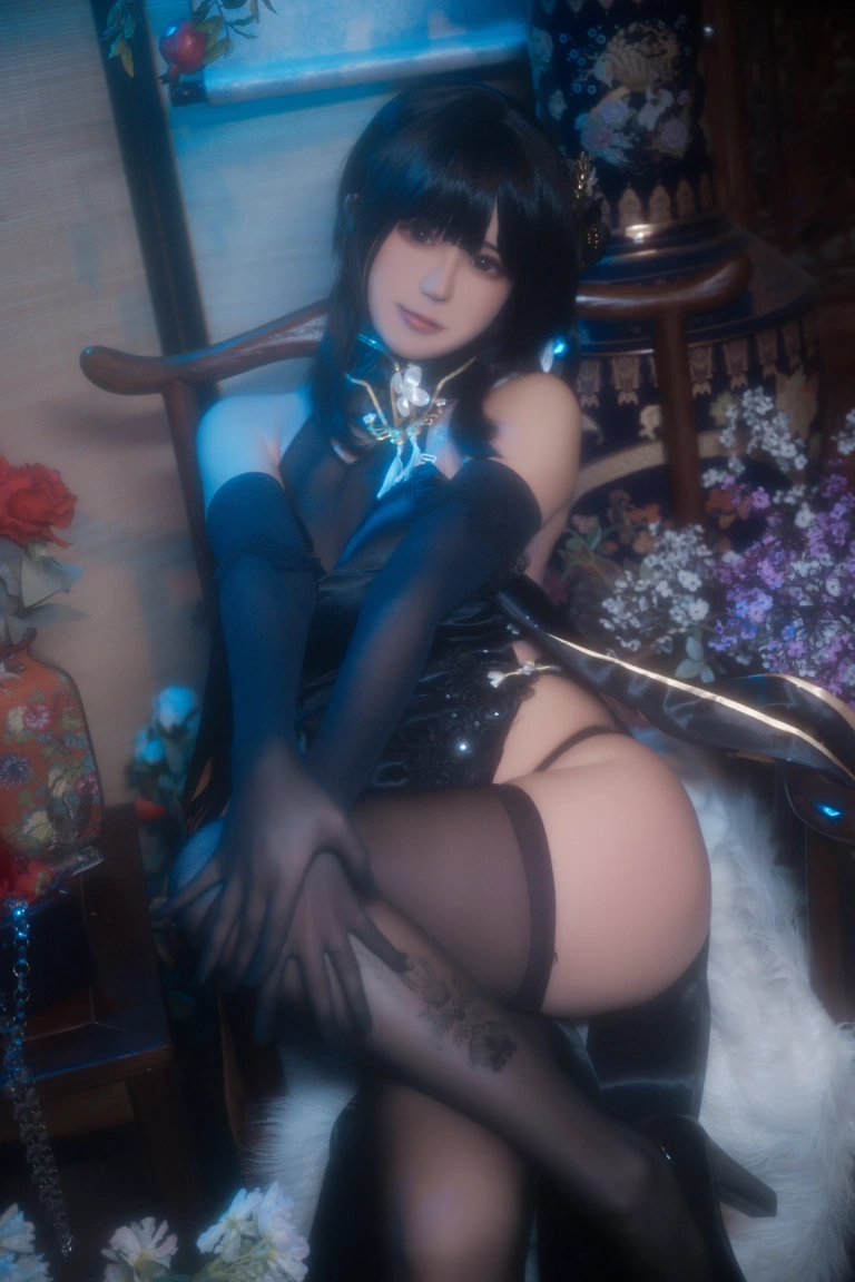 Quan冉有点饿《镇海旗袍》写真图集 44P｜在线预览与图包下载