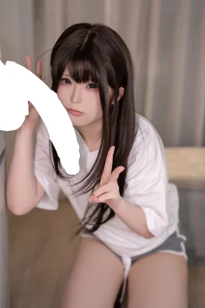 Quan冉有点饿《tora酱的秘密男友》写真图集 112P｜在线预览与图包下载