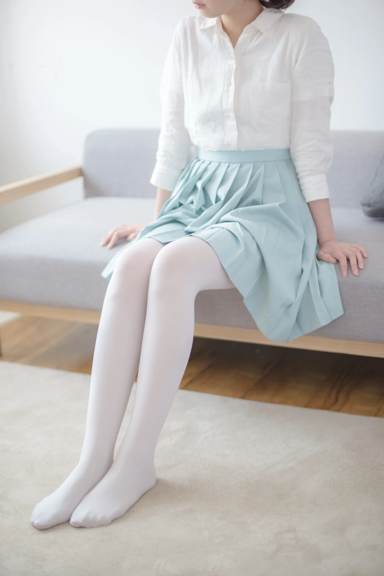森萝财团《R15-003》写真图集 94P｜在线预览与图包下载
