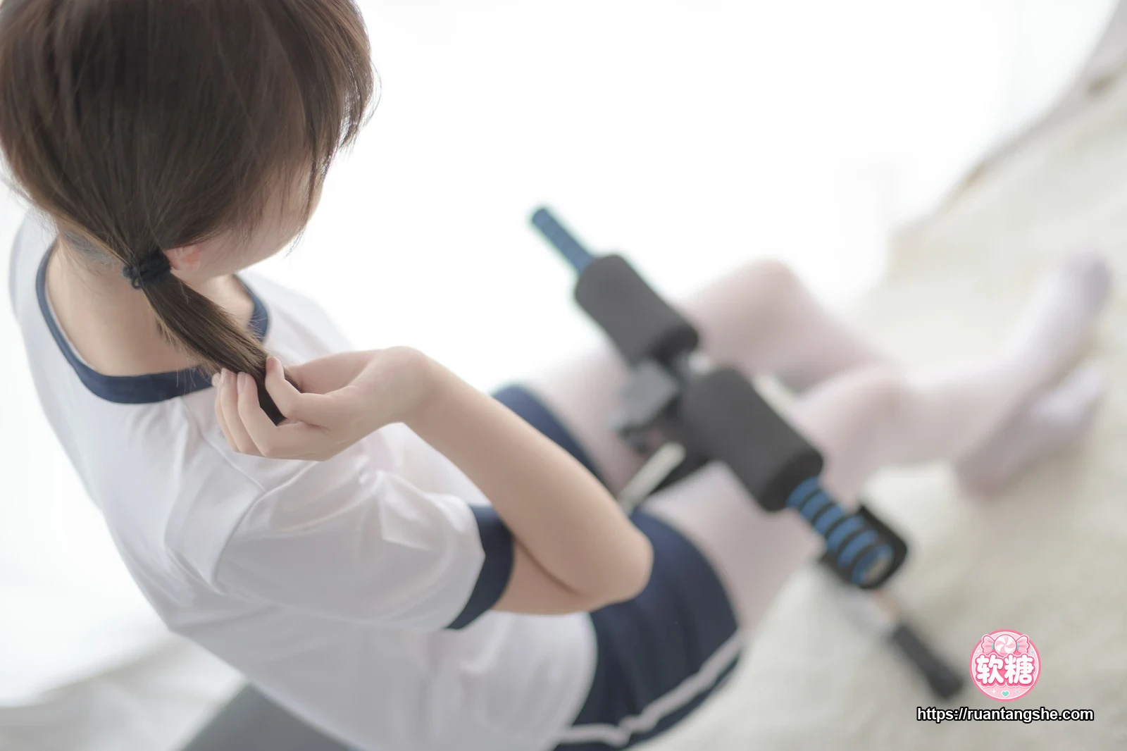 森萝财团 R15-013