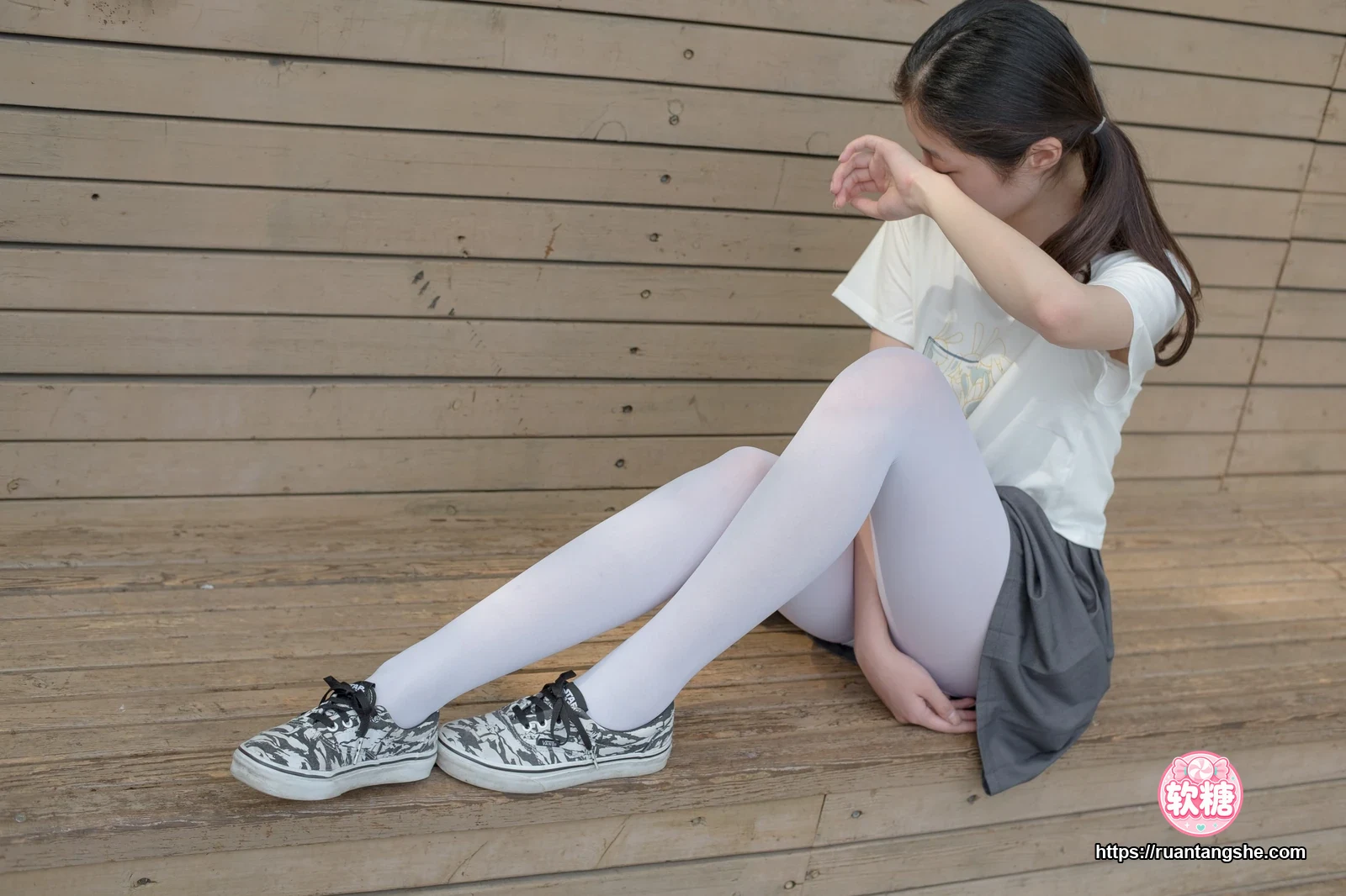 森萝财团 R15-014