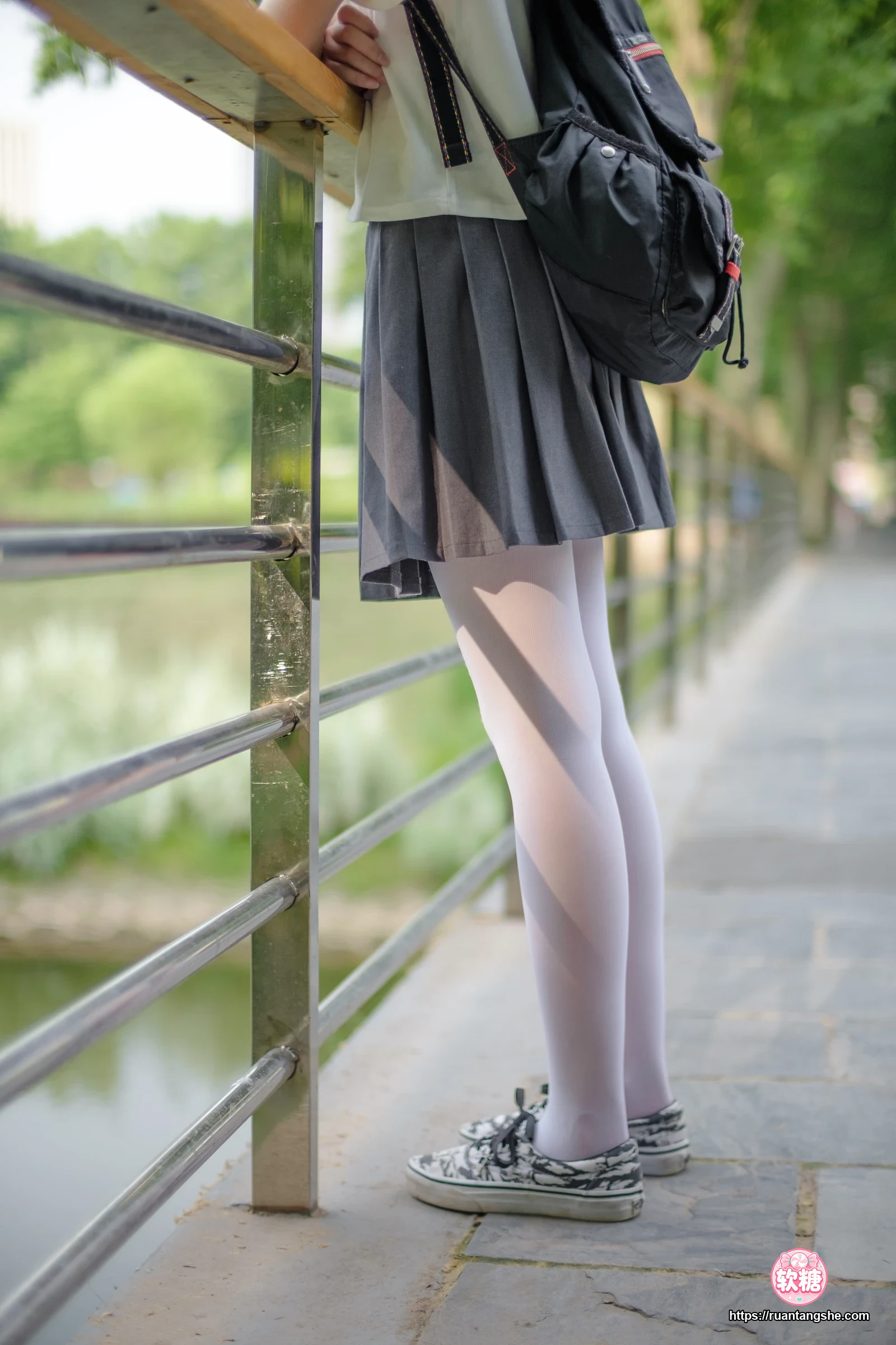 森萝财团 R15-014