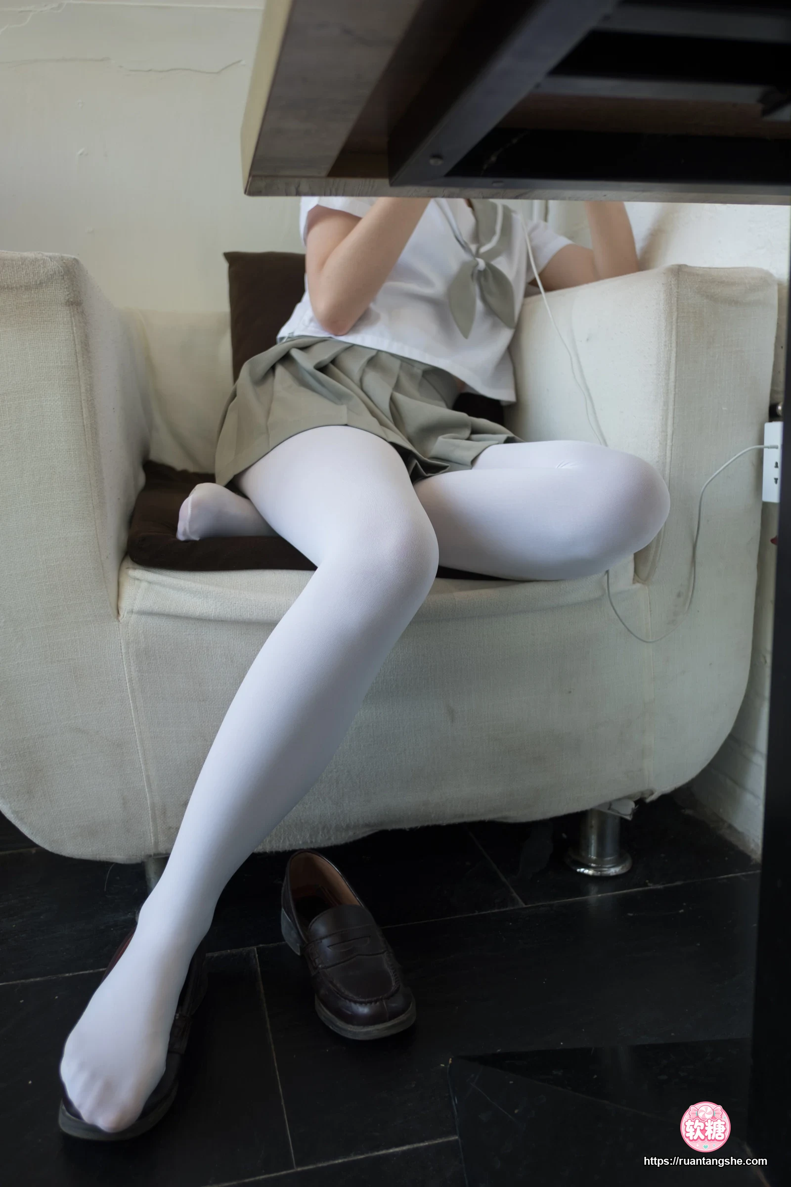 森萝财团 R15-026