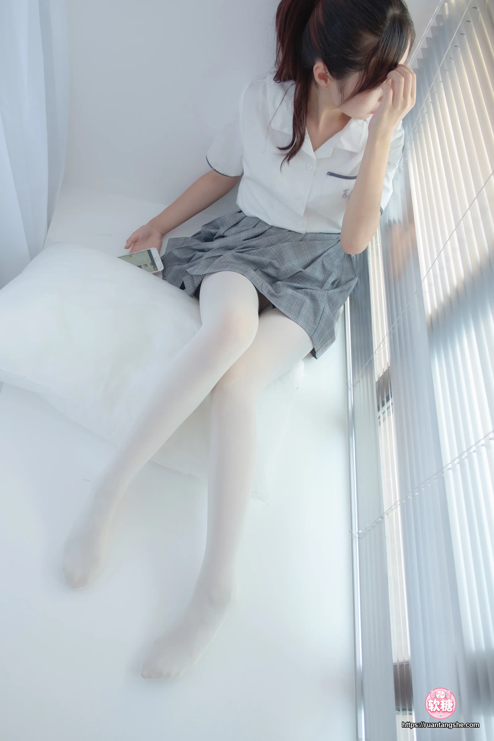 森萝财团 R15-028