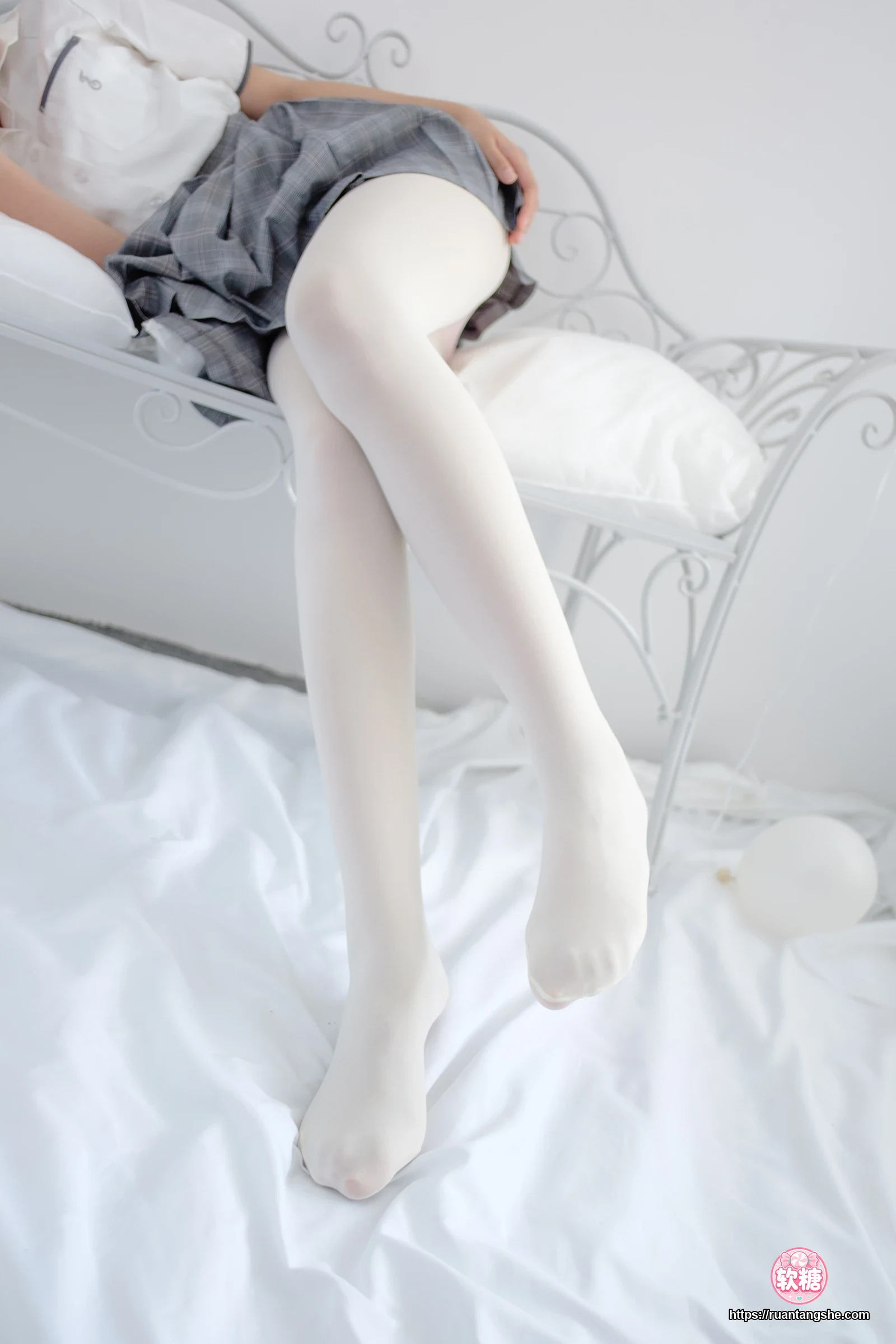 森萝财团 R15-028