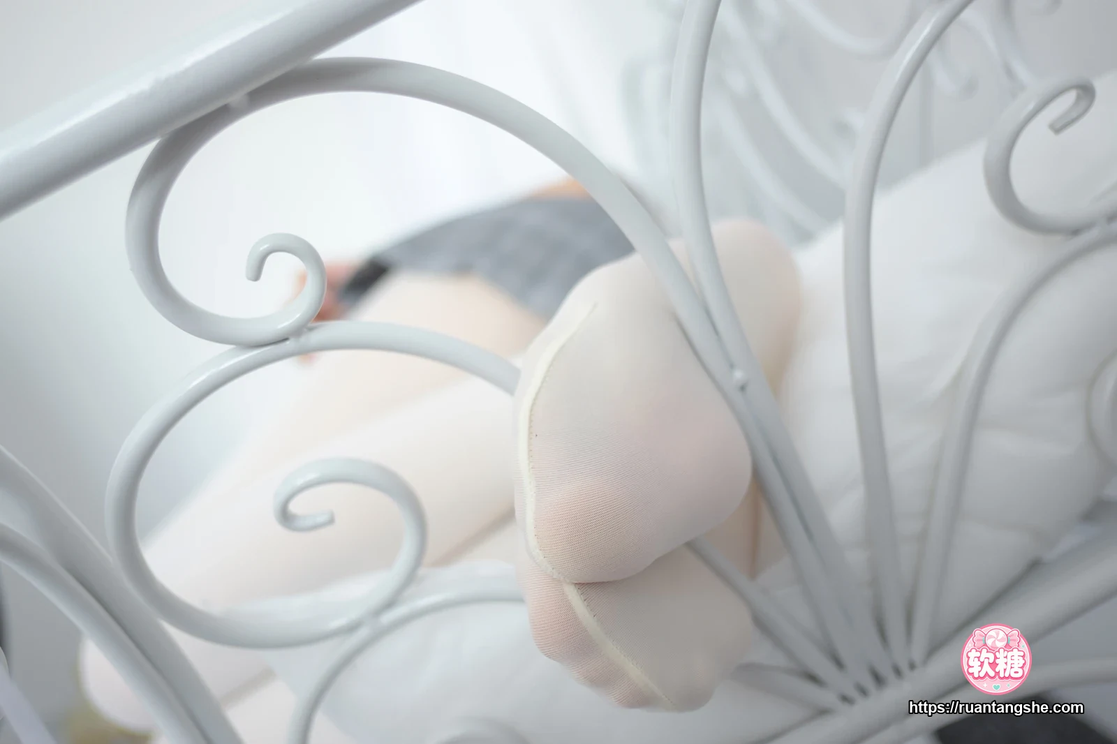 森萝财团 R15-028