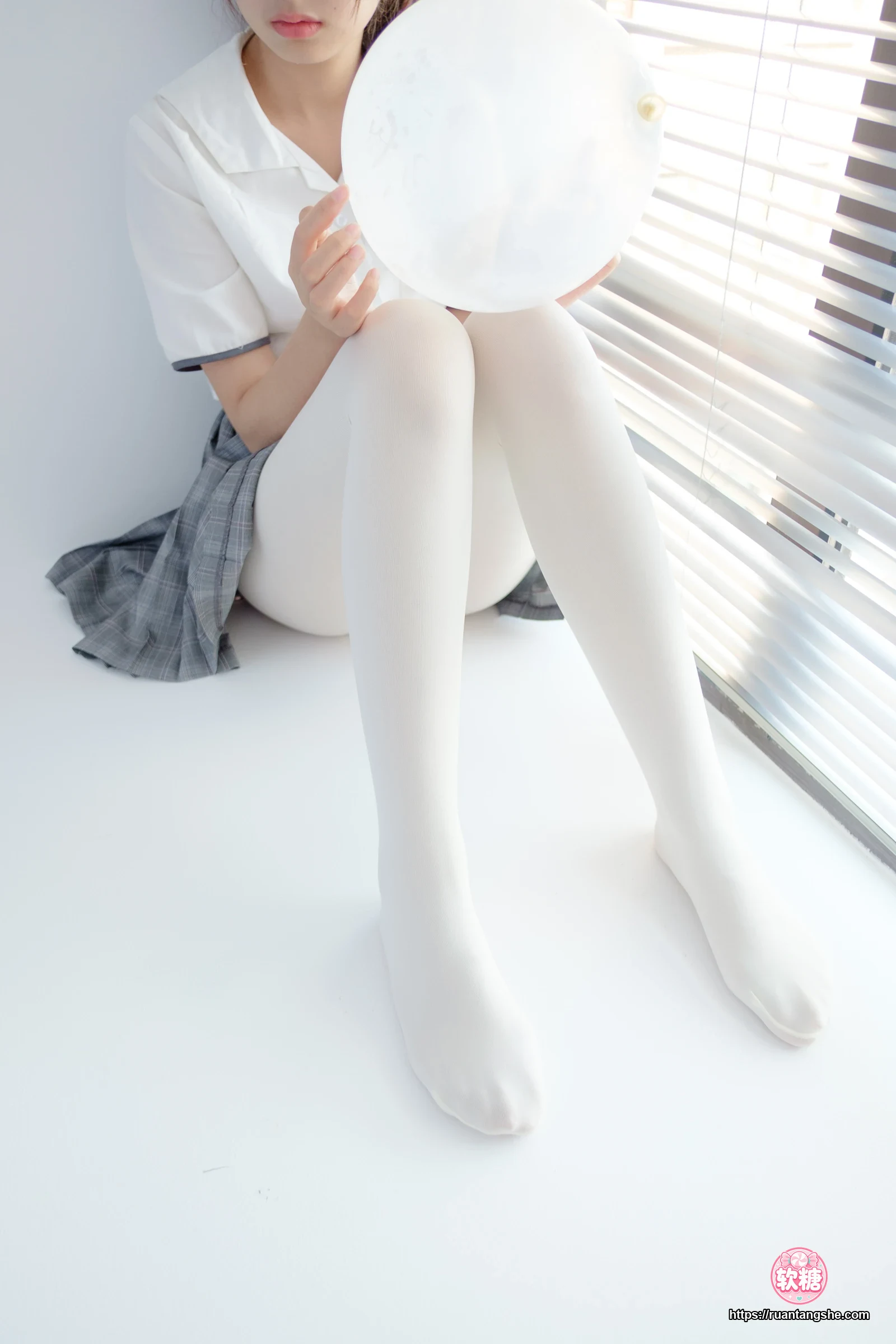 森萝财团 R15-028
