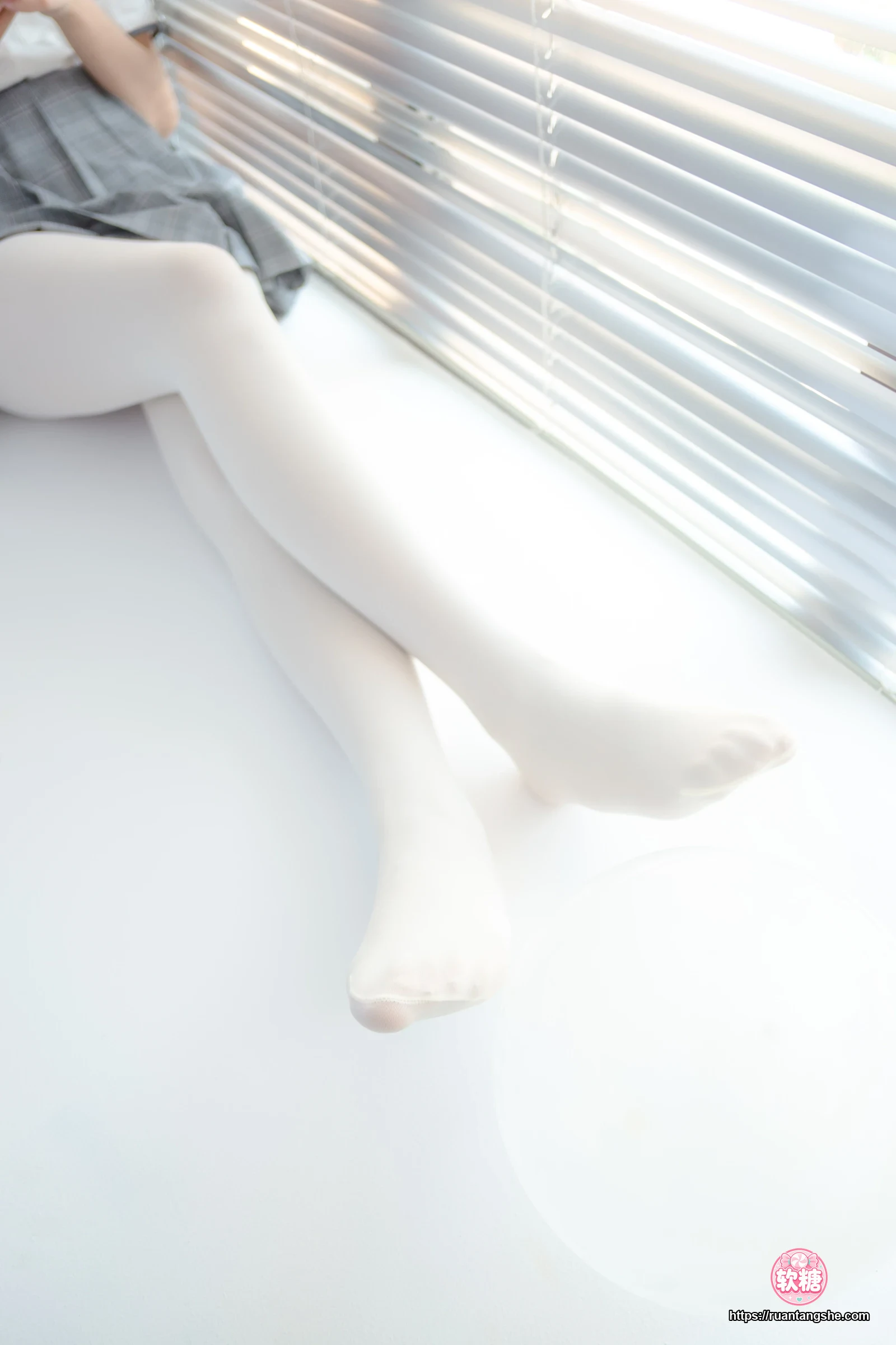 森萝财团 R15-028