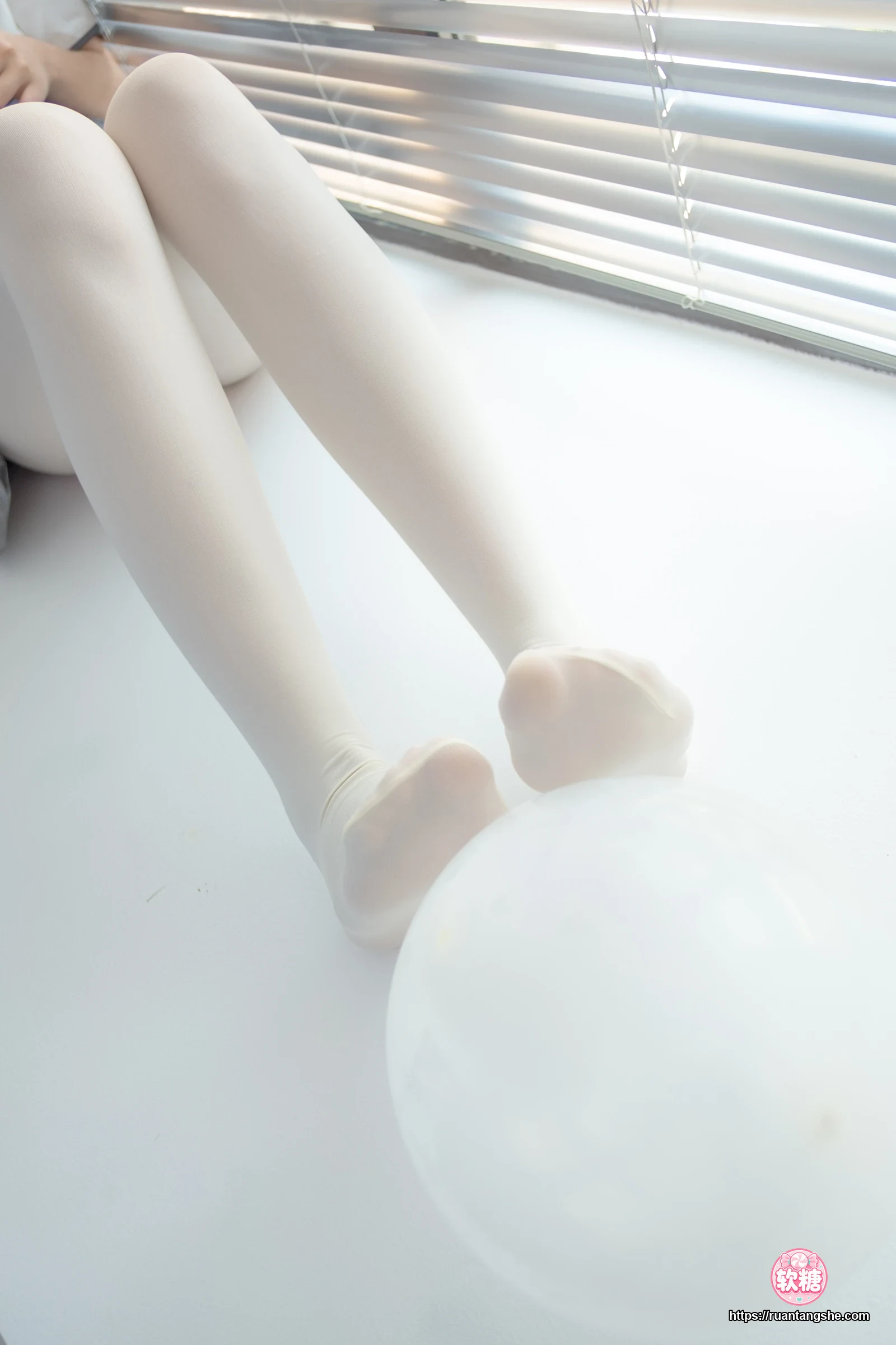 森萝财团 R15-028