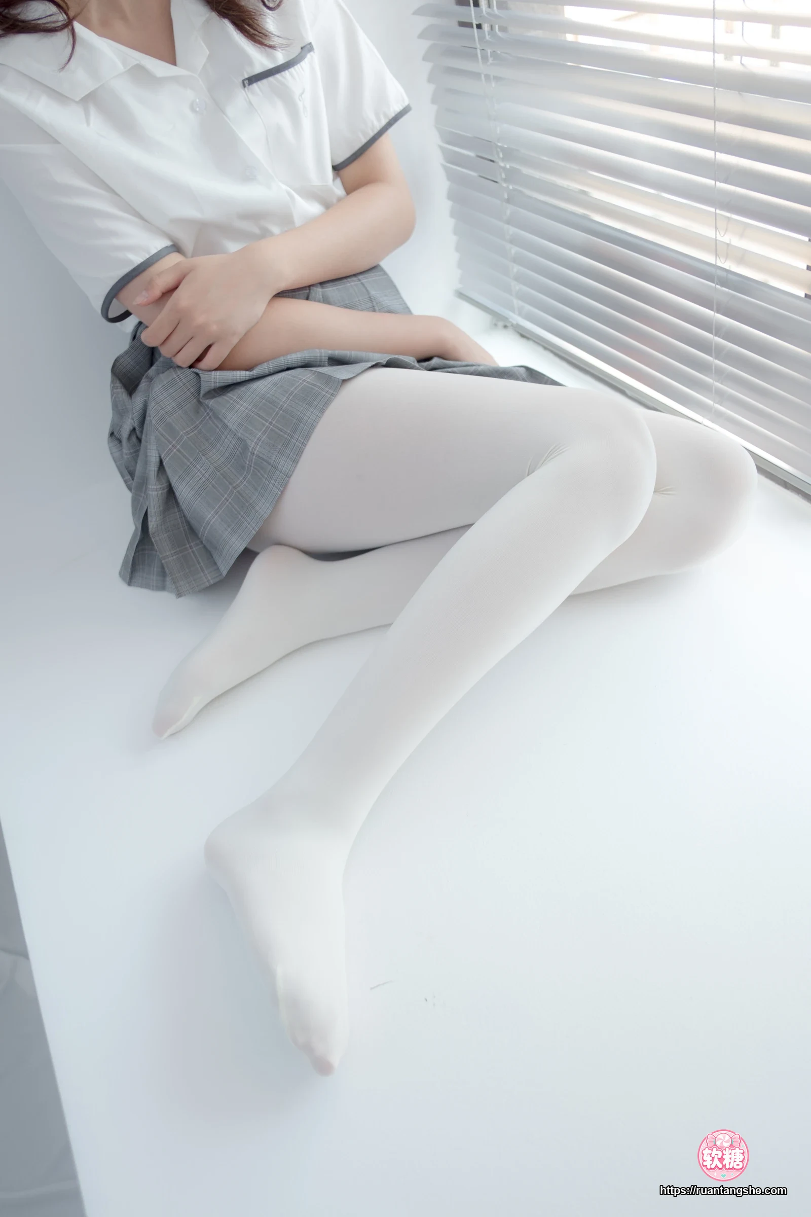森萝财团 R15-028