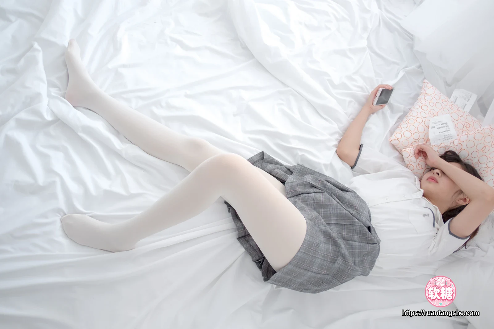 森萝财团 R15-028