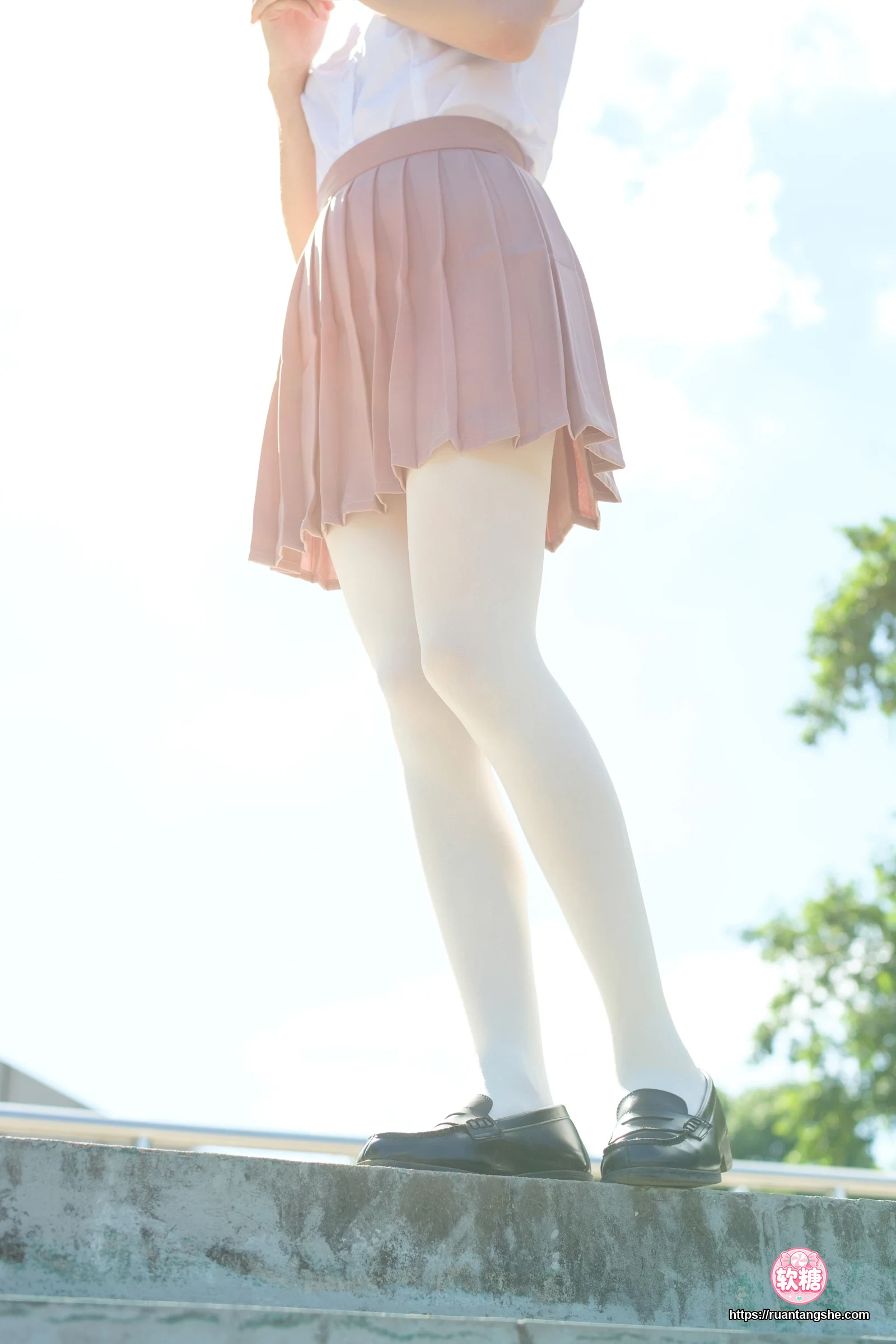 森萝财团 R15-030